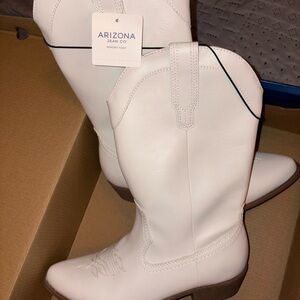 Women's White Cowboy Boots